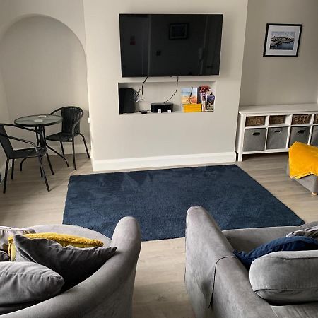 Seaview Aurora House - Central Luxury Apartment Warrenpoint Esterno foto